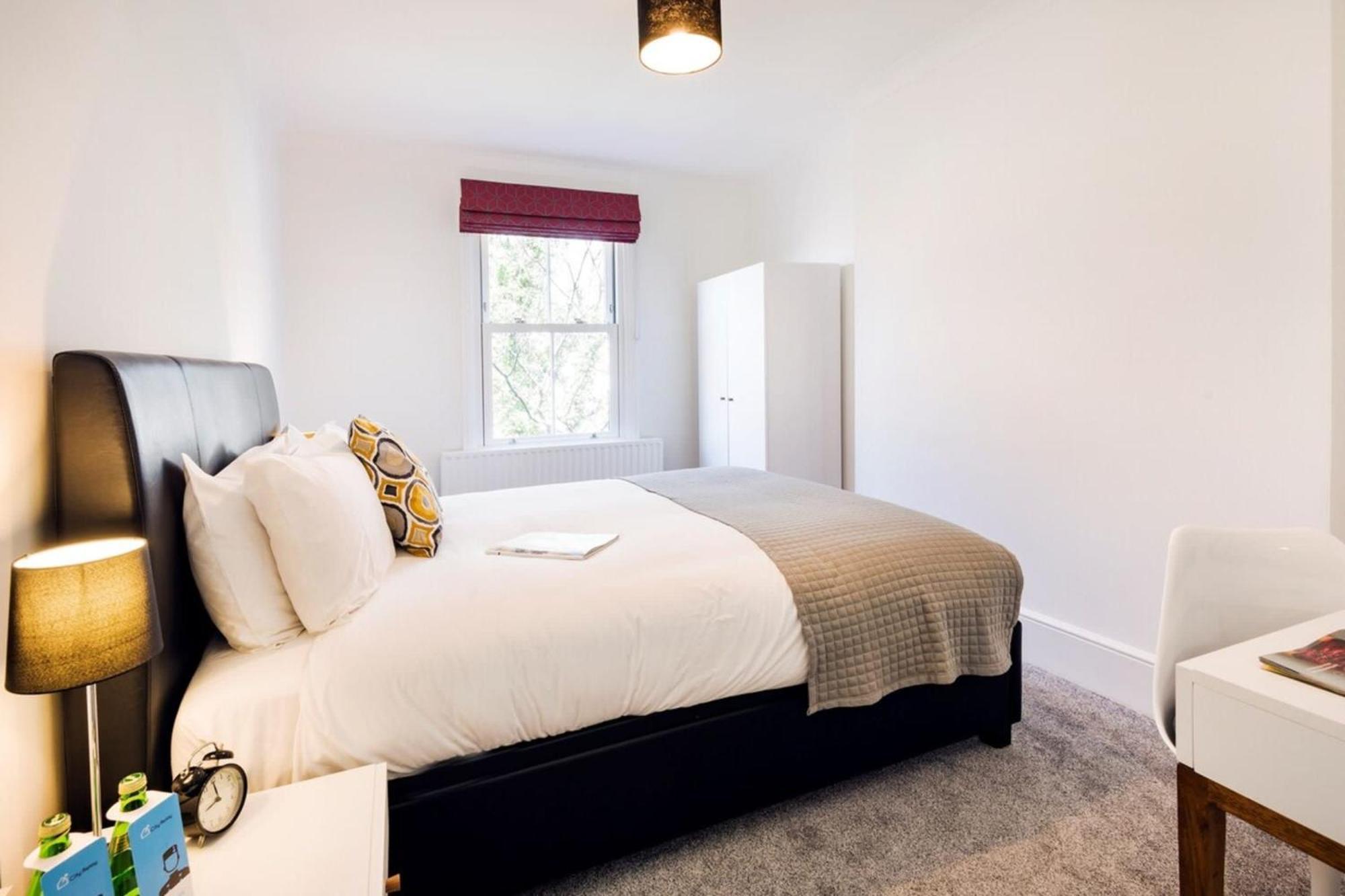 Bright And Modern Earls Court Gem Appartement Londen Buitenkant foto